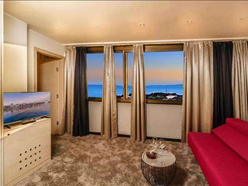 The View Luxury Rooms Split Exterior photo