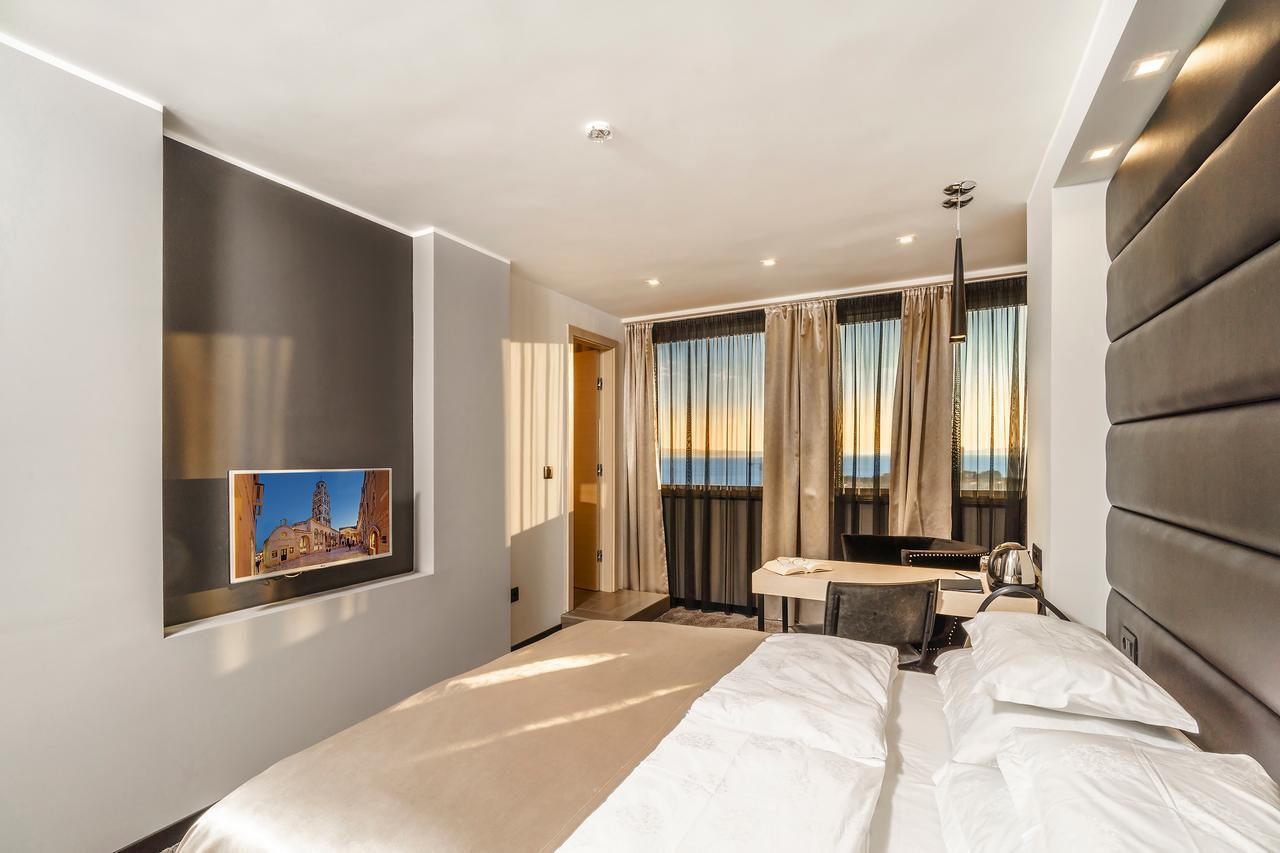 The View Luxury Rooms Split Exterior photo